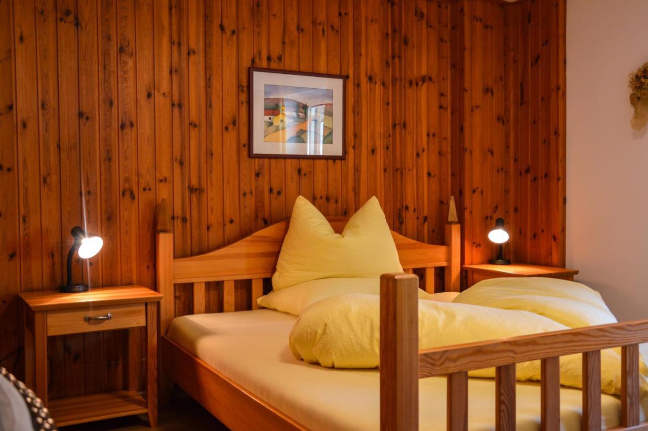 Steinerhof Hotel Braies  Bagian luar foto