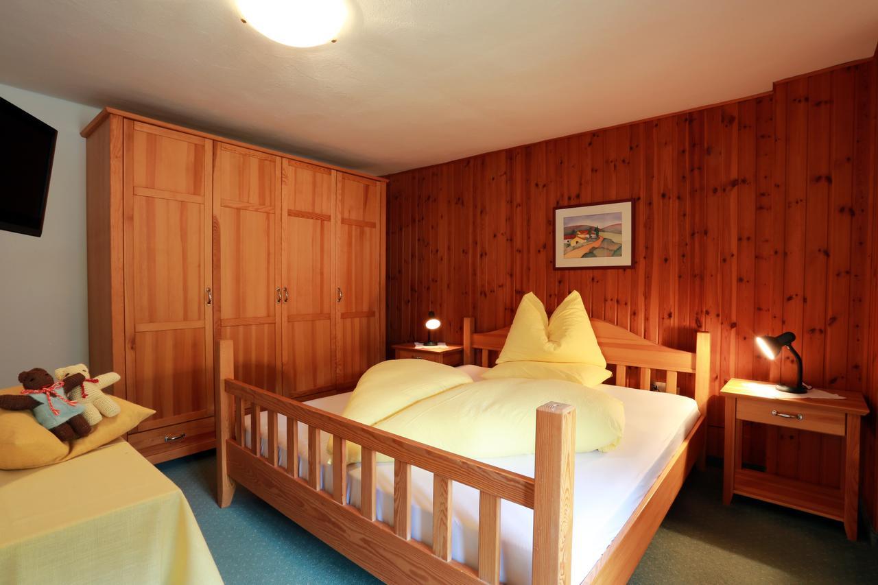 Steinerhof Hotel Braies  Bagian luar foto