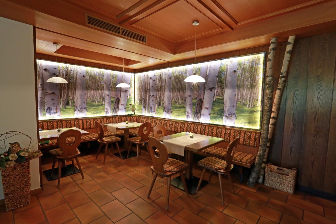 Steinerhof Hotel Braies  Bagian luar foto