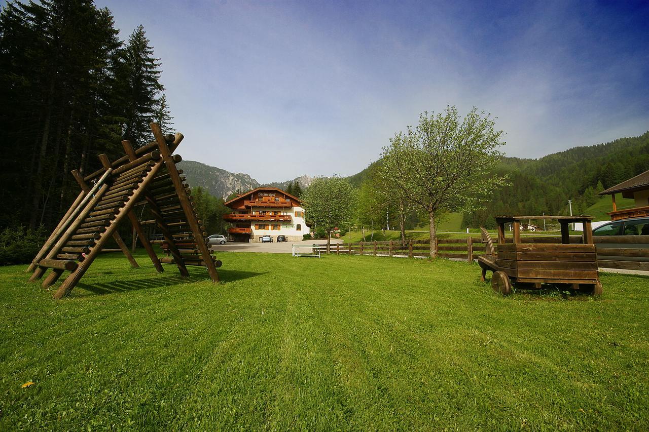 Steinerhof Hotel Braies  Bagian luar foto